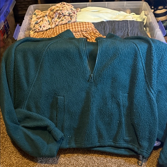 Old Navy Sweaters - Old Navy Women's Deep Green Zip-Up Sweater